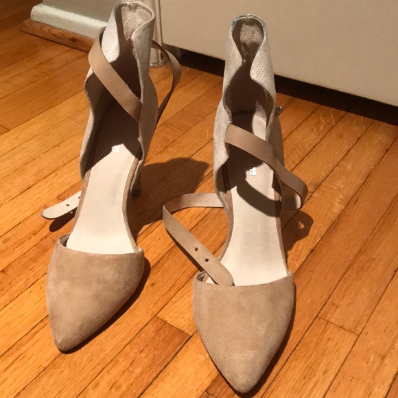 JOE’S JEANS Laney Ankle Wrap Heel, Beige & White - Picture 2 of 5